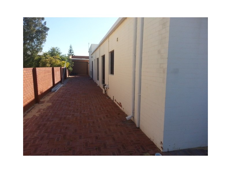 19 SHINGLE AVENUE, Jurien Bay WA 6516