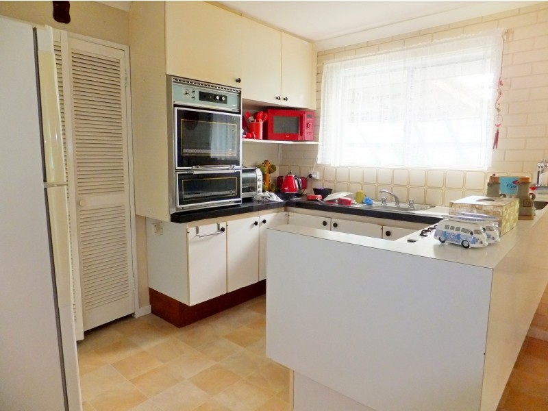 1/25 Bower Street, Jurien Bay WA 6516