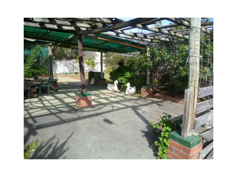 65 NAIRN STREET, Leeman WA 6514