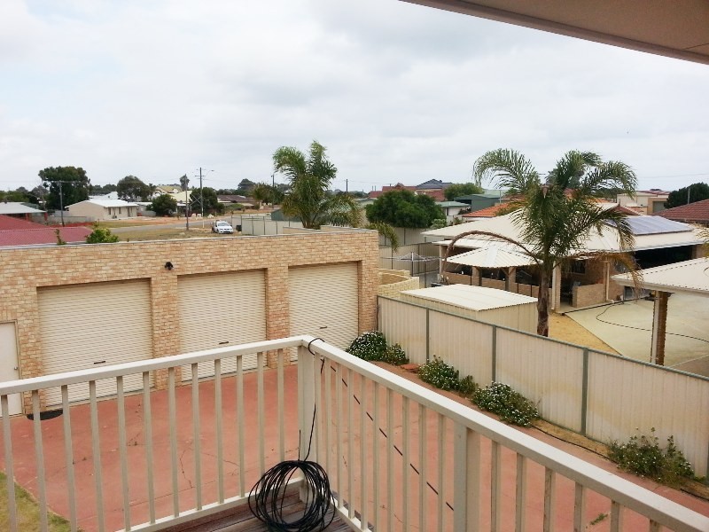 12 AGONIS STREET, Leeman WA 6514