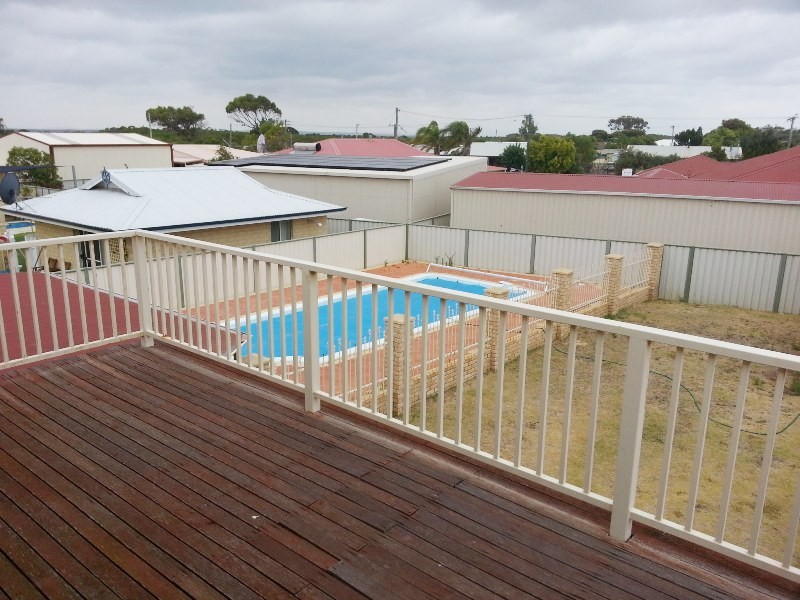 12 AGONIS STREET, Leeman WA 6514