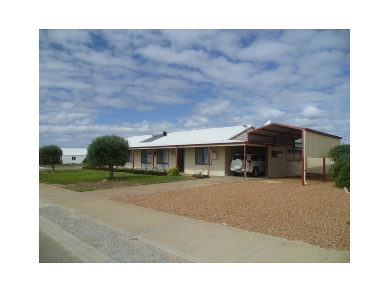 18 Glover Crescent, Green Head WA 6514