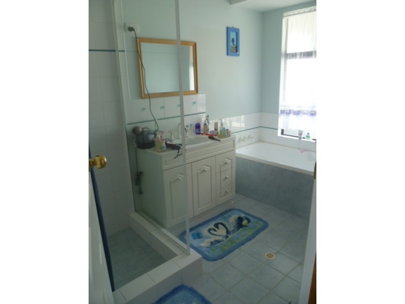 18 Glover Crescent, Green Head WA 6514