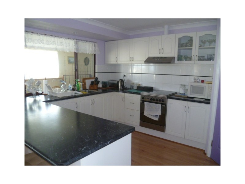 18 Glover Crescent, Green Head WA 6514