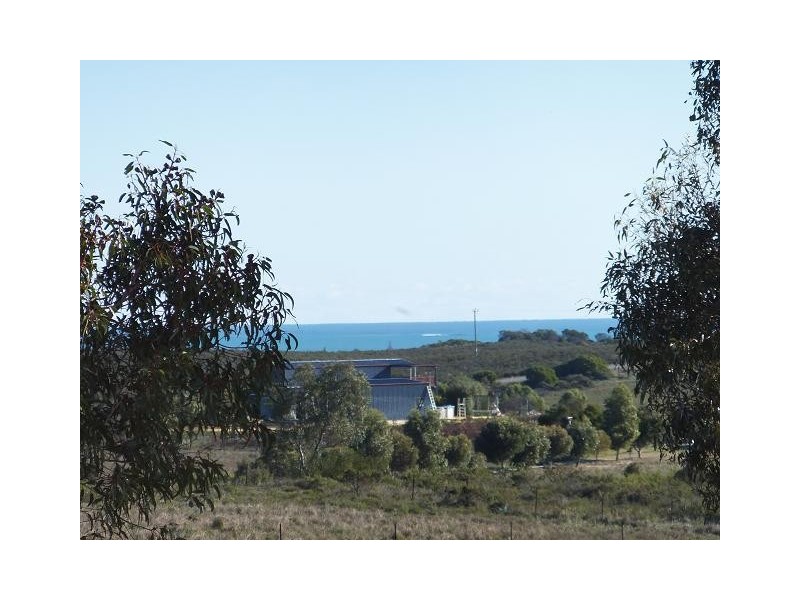 Lot 25 Cambewarra Drive (cnr Geronimo Crescent), Jurien Bay WA 6516