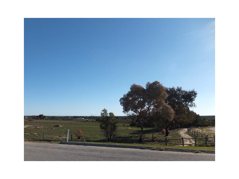 Lot 25 Cambewarra Drive (cnr Geronimo Crescent), Jurien Bay WA 6516