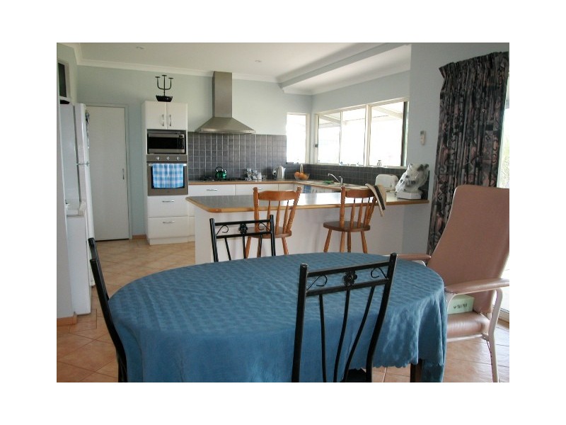 492 (L155) JURIEN BAY VISTA, Jurien Bay WA 6516