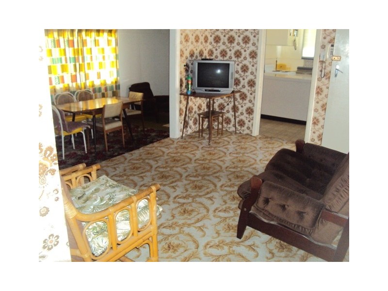 11 LINDSAY STREET, Jurien Bay WA 6516