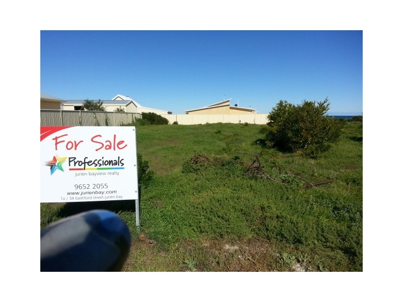 19 Glover Cres, Green Head WA 6514