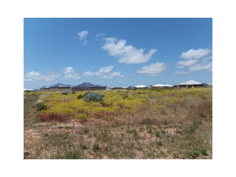 7 (Lot 827) BELLS BLVD (CNR ADRIANA PDE), Jurien Bay WA 6516