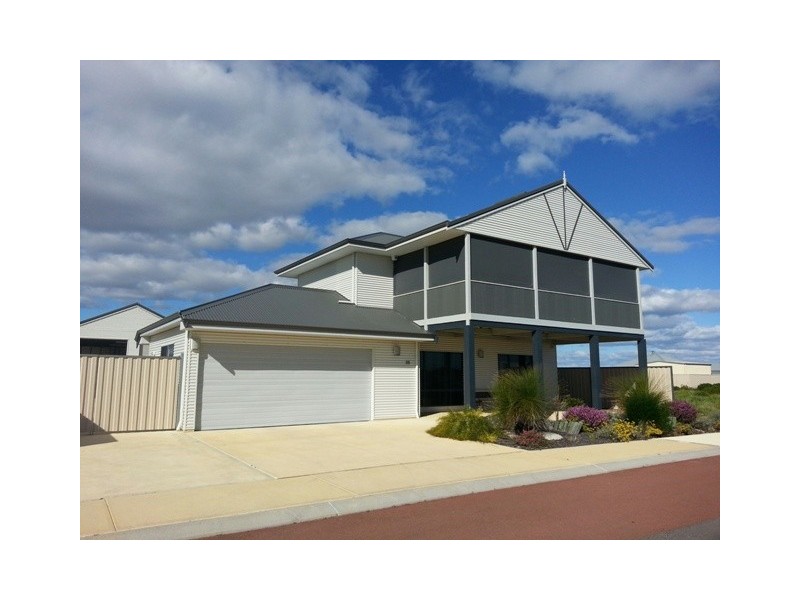 25 ADRIANA PARADE, Jurien Bay WA 6516