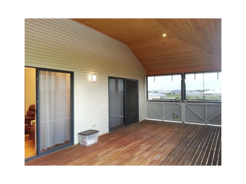 25 ADRIANA PARADE, Jurien Bay WA 6516