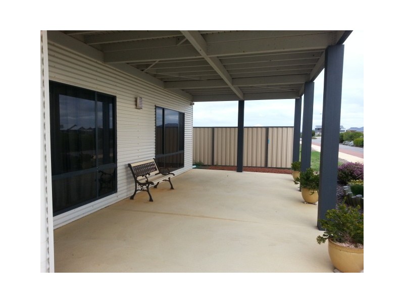 25 ADRIANA PARADE, Jurien Bay WA 6516