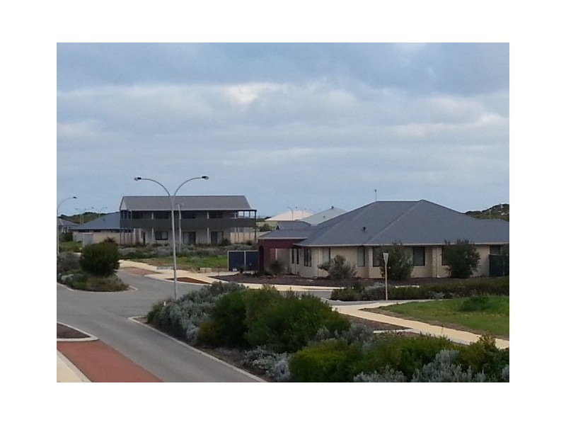 25 ADRIANA PARADE, Jurien Bay WA 6516