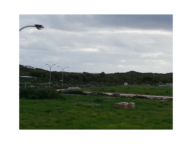 25 ADRIANA PARADE, Jurien Bay WA 6516