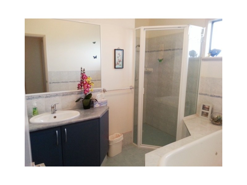 25 ADRIANA PARADE, Jurien Bay WA 6516