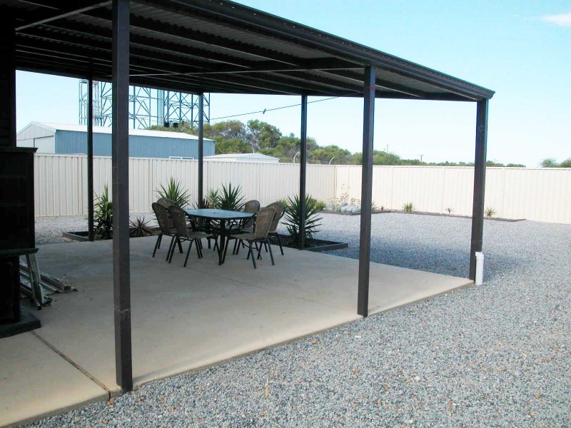 7 PAMPLONA CRESCENT, Cervantes WA 6511