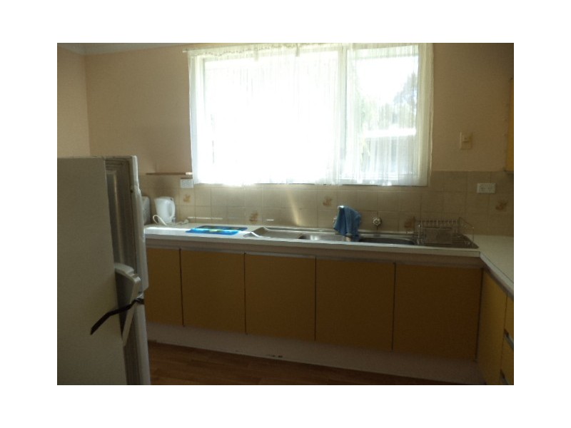 4 WHITFIELD ROAD, Jurien Bay WA 6516