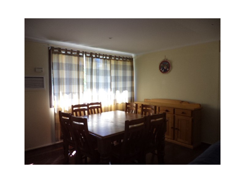 4 WHITFIELD ROAD, Jurien Bay WA 6516