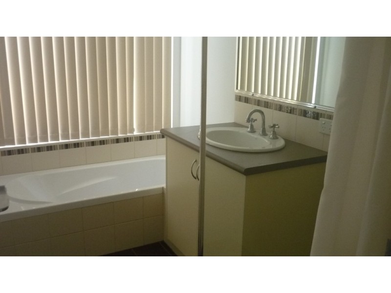 16 DRYANDRA BOULEVARD, Jurien Bay WA 6516