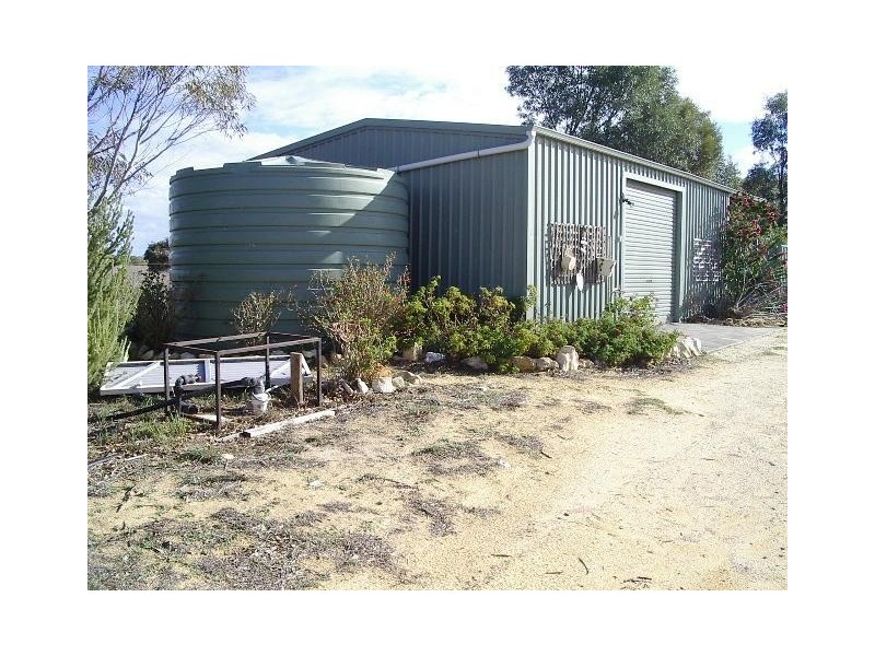 205 CAMBEWARRA DRIVE, Jurien Bay WA 6516