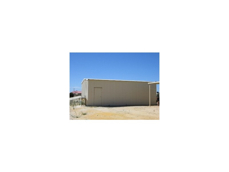 7 AGONIS STREET, Leeman WA 6514