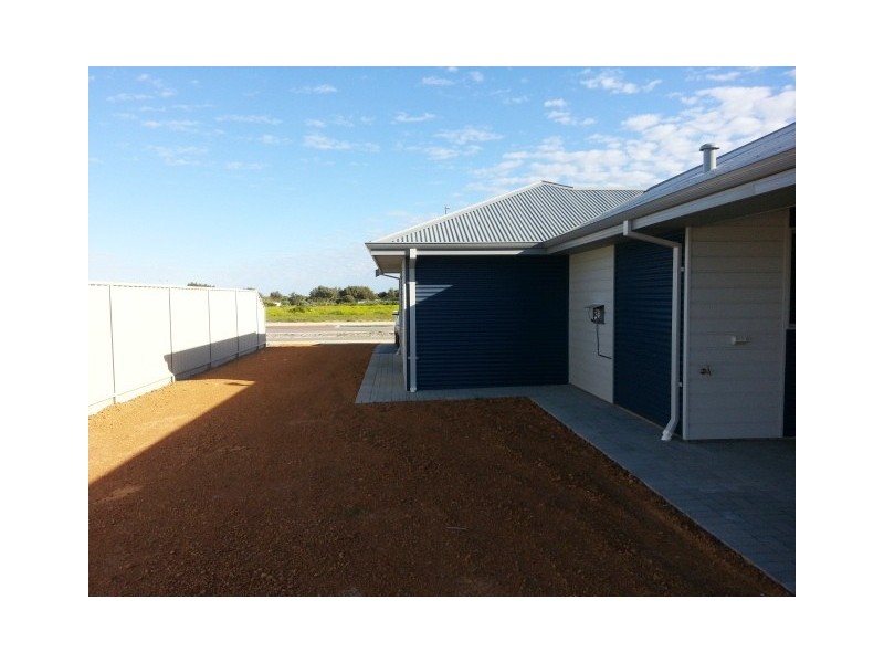 33 HAMELIN AVENUE, Jurien Bay WA 6516