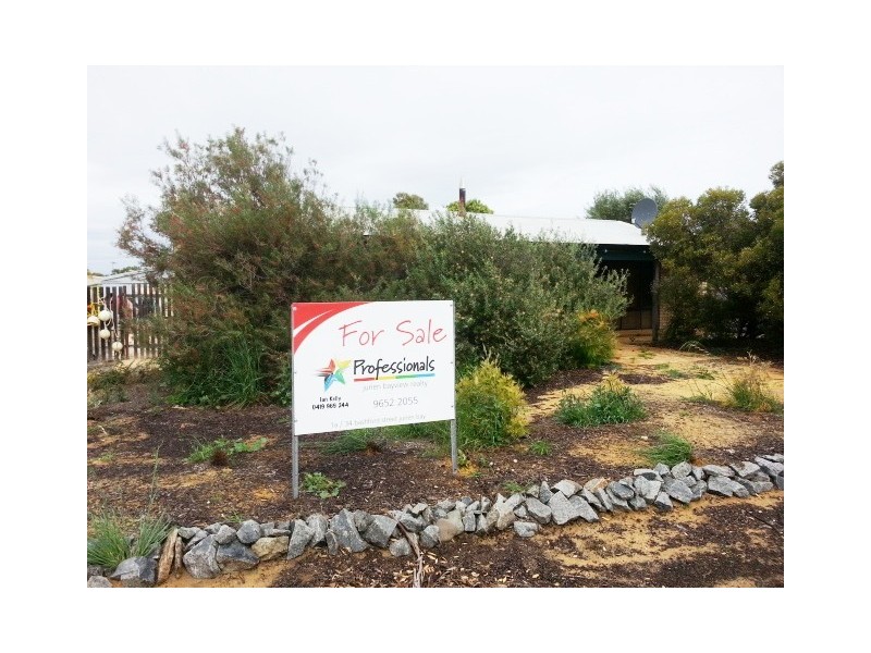 50 NAIRN STREET, Leeman WA 6514