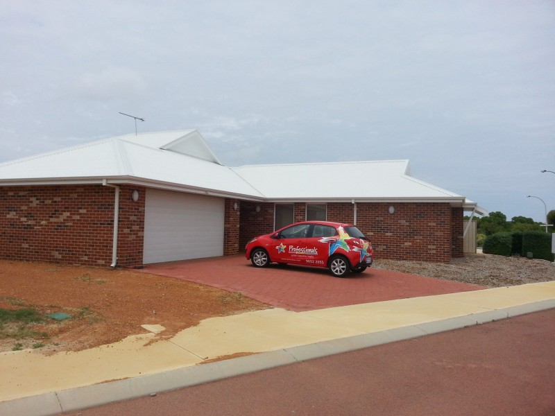 17 PARAKEET BEND, Jurien Bay WA 6516