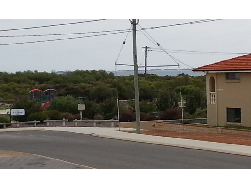 11 BLUEWATER DRIVE, Jurien Bay WA 6516