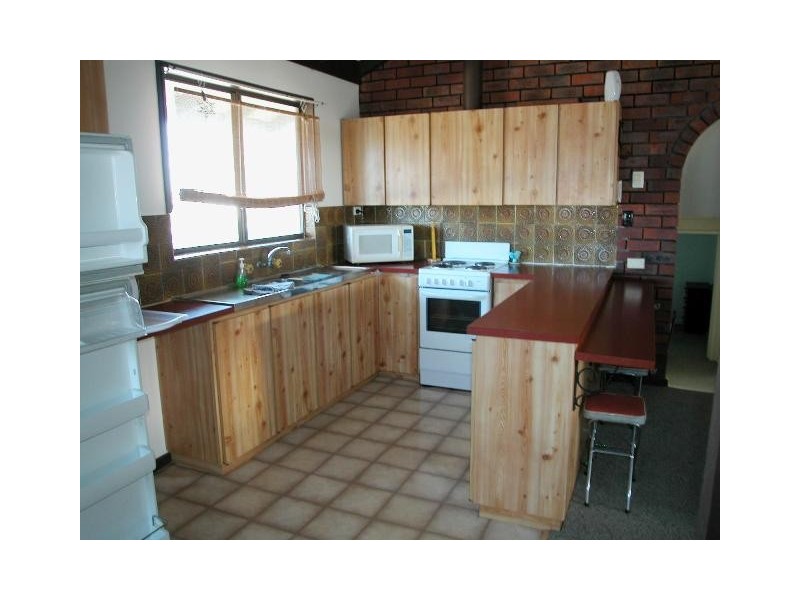 11 BLUEWATER DRIVE, Jurien Bay WA 6516