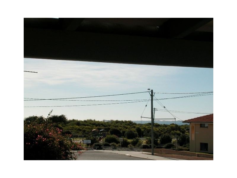 11 BLUEWATER DRIVE, Jurien Bay WA 6516