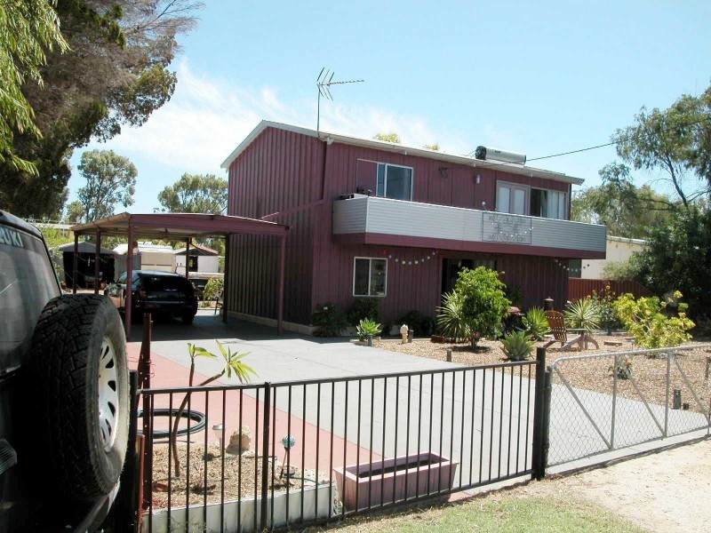 12 CAMERON STREET, Jurien Bay WA 6516