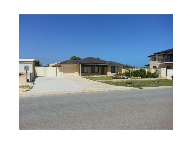 83 LESUEUR DRIVE, Jurien Bay WA 6516