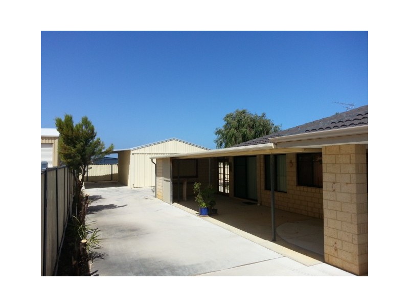 83 LESUEUR DRIVE, Jurien Bay WA 6516