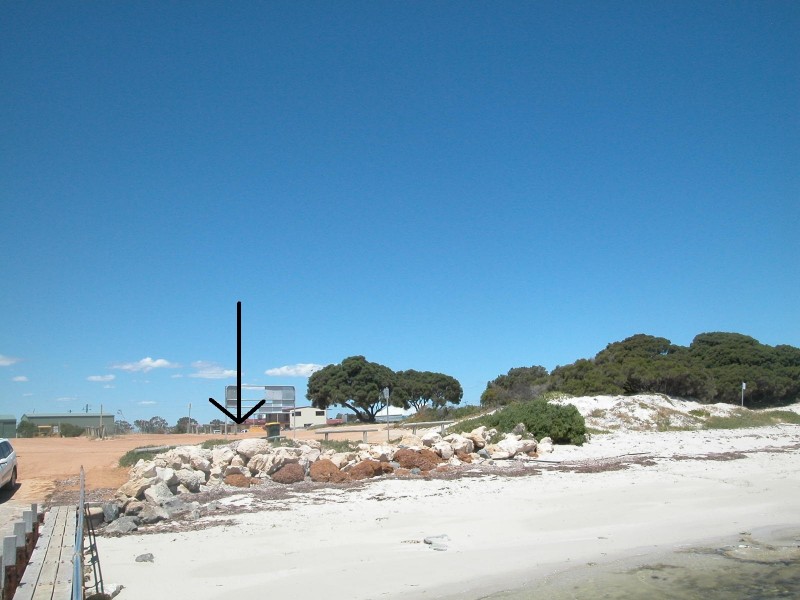 71 NAIRN STREET, Leeman WA 6514