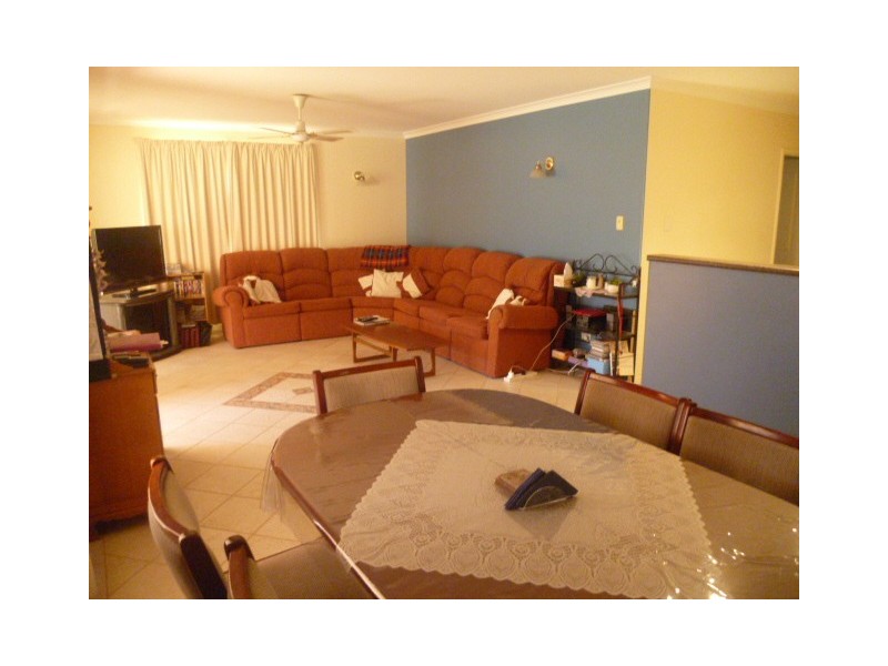 18 Heales Way, Green Head WA 6514