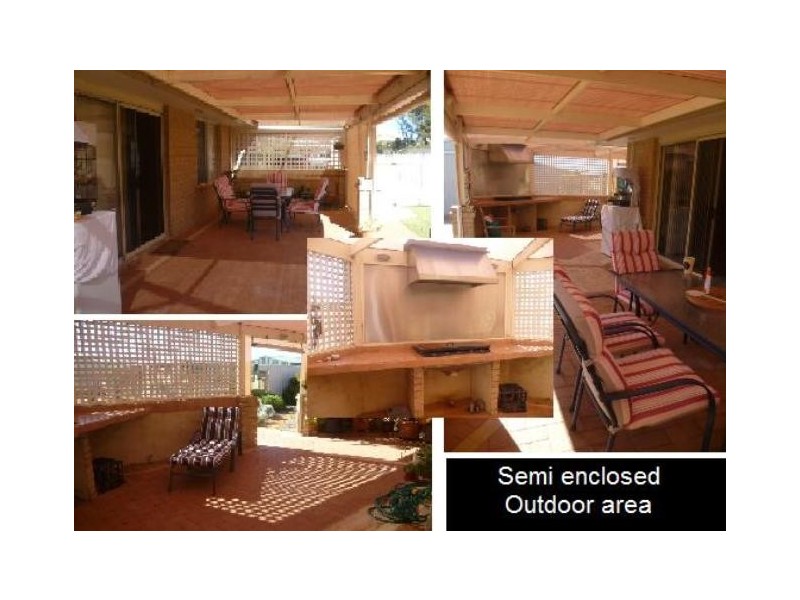 18 Heales Way, Green Head WA 6514