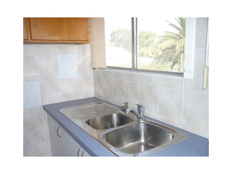 24 PADBURY STREET, Jurien Bay WA 6516