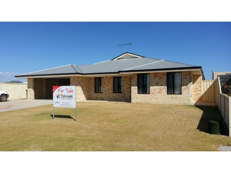 73 LESUEUR DRIVE, Jurien Bay WA 6516