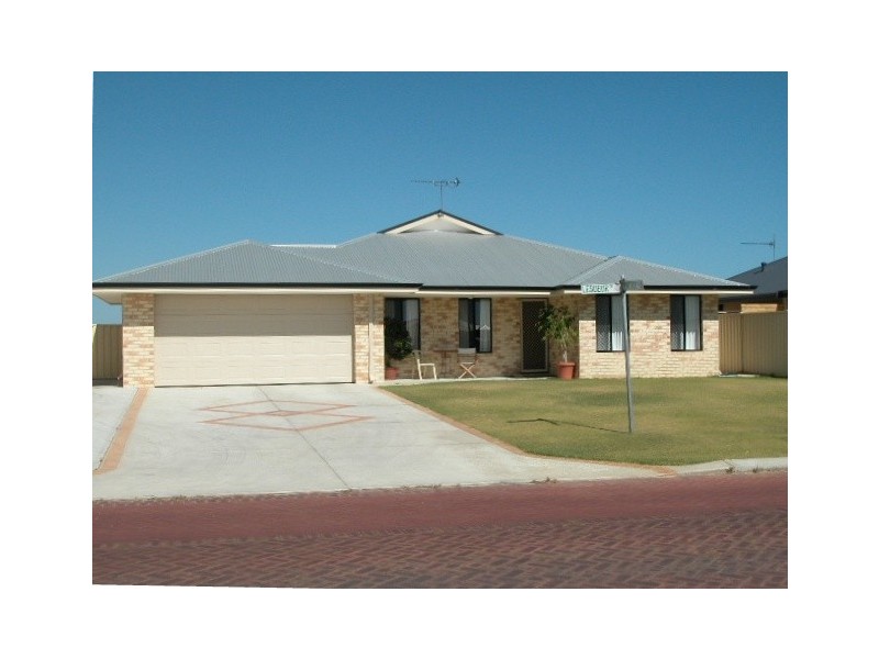 73 LESUEUR DRIVE, Jurien Bay WA 6516