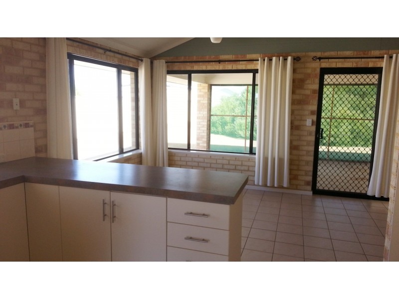 73 LESUEUR DRIVE, Jurien Bay WA 6516