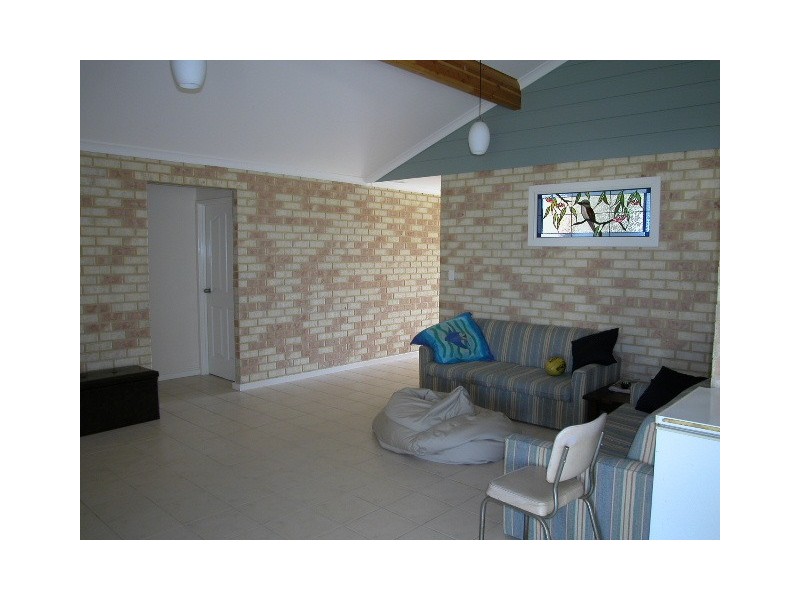 73 LESUEUR DRIVE, Jurien Bay WA 6516