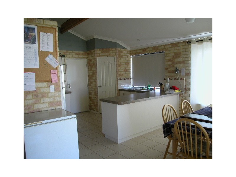 73 LESUEUR DRIVE, Jurien Bay WA 6516