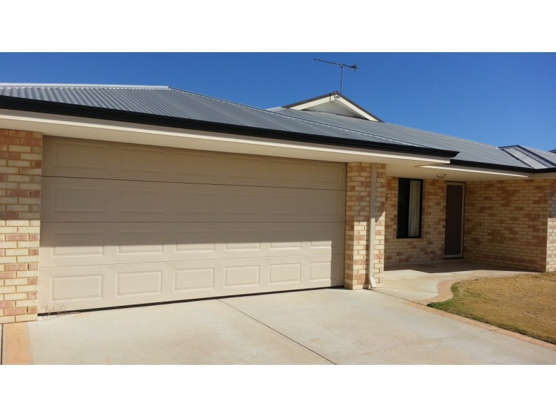 73 LESUEUR DRIVE, Jurien Bay WA 6516