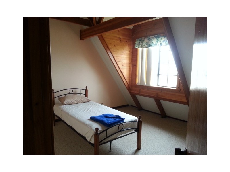 5 TUART STREET, Leeman WA 6514