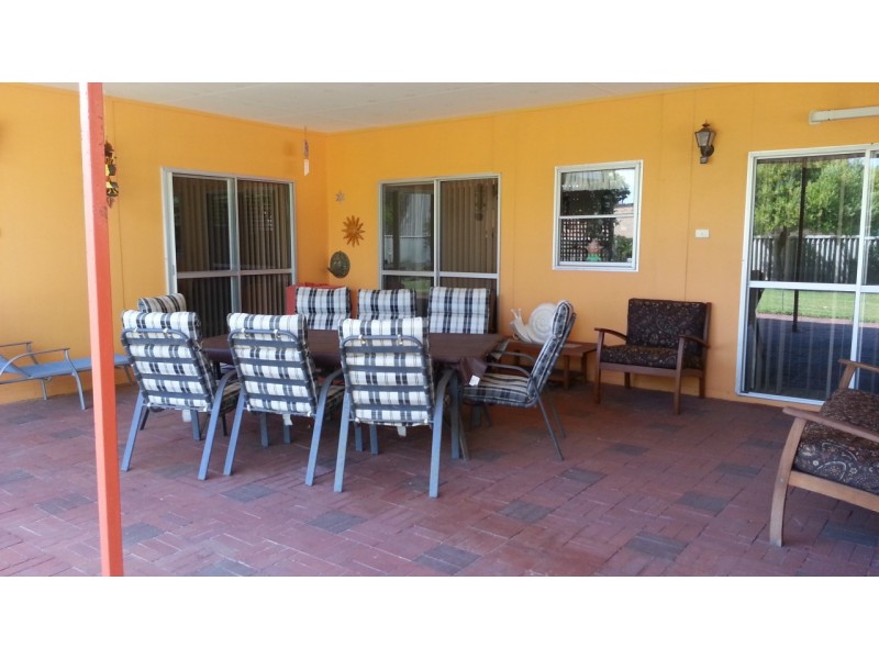 3 SHINGLE AVENUE, Jurien Bay WA 6516