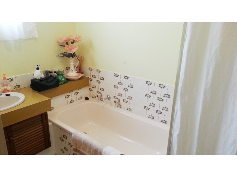 3 SHINGLE AVENUE, Jurien Bay WA 6516