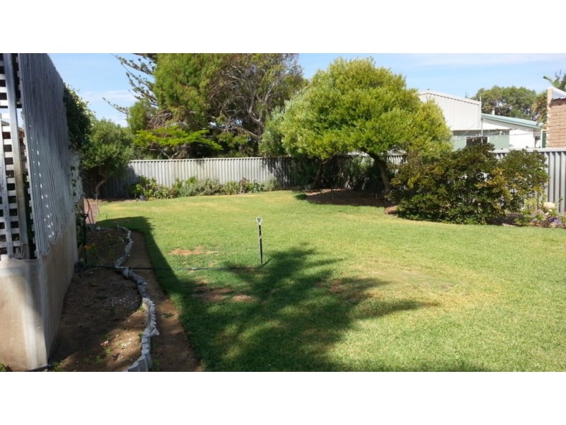 3 SHINGLE AVENUE, Jurien Bay WA 6516