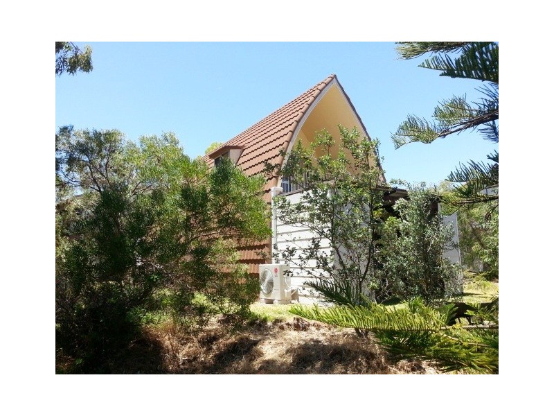 9 MALAGA COURT, Cervantes WA 6511